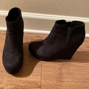 Black suede wedge bootie